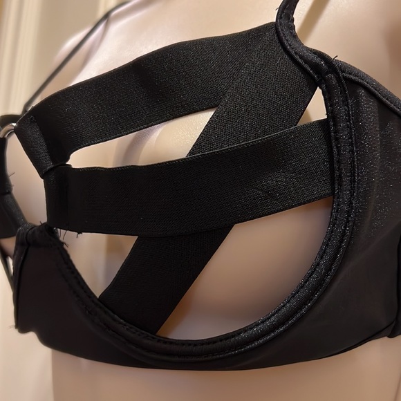 New, Black Strappy O-Ring Top - Picture 8 of 14